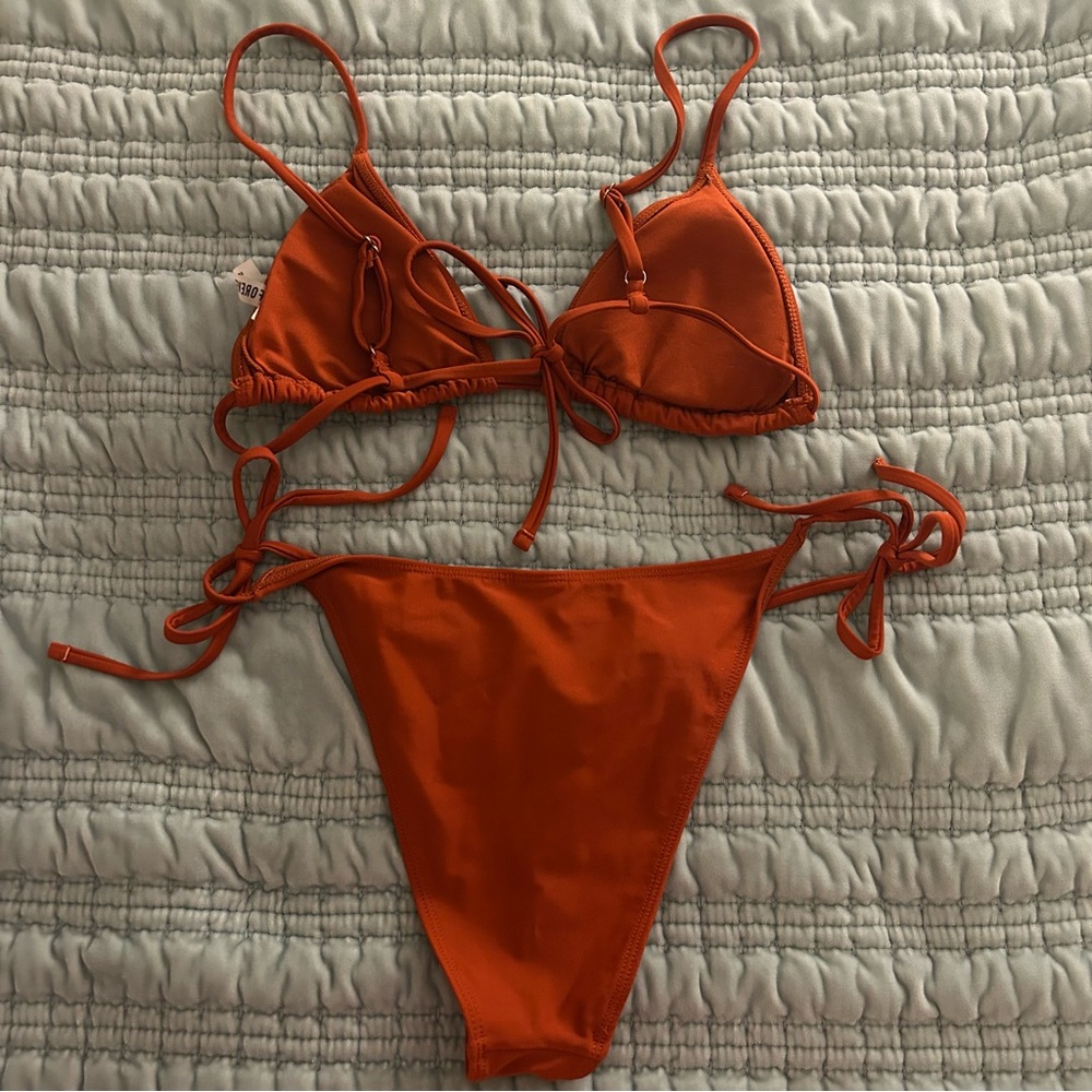 FINAL SALE: Bikini Set - Picture 2 of 3